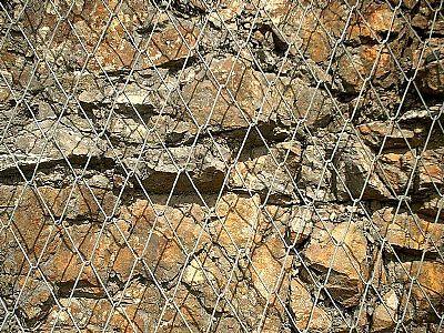 高強(qiáng)度鋼絲格柵網(wǎng)